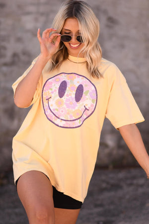 Floral smiley face tee