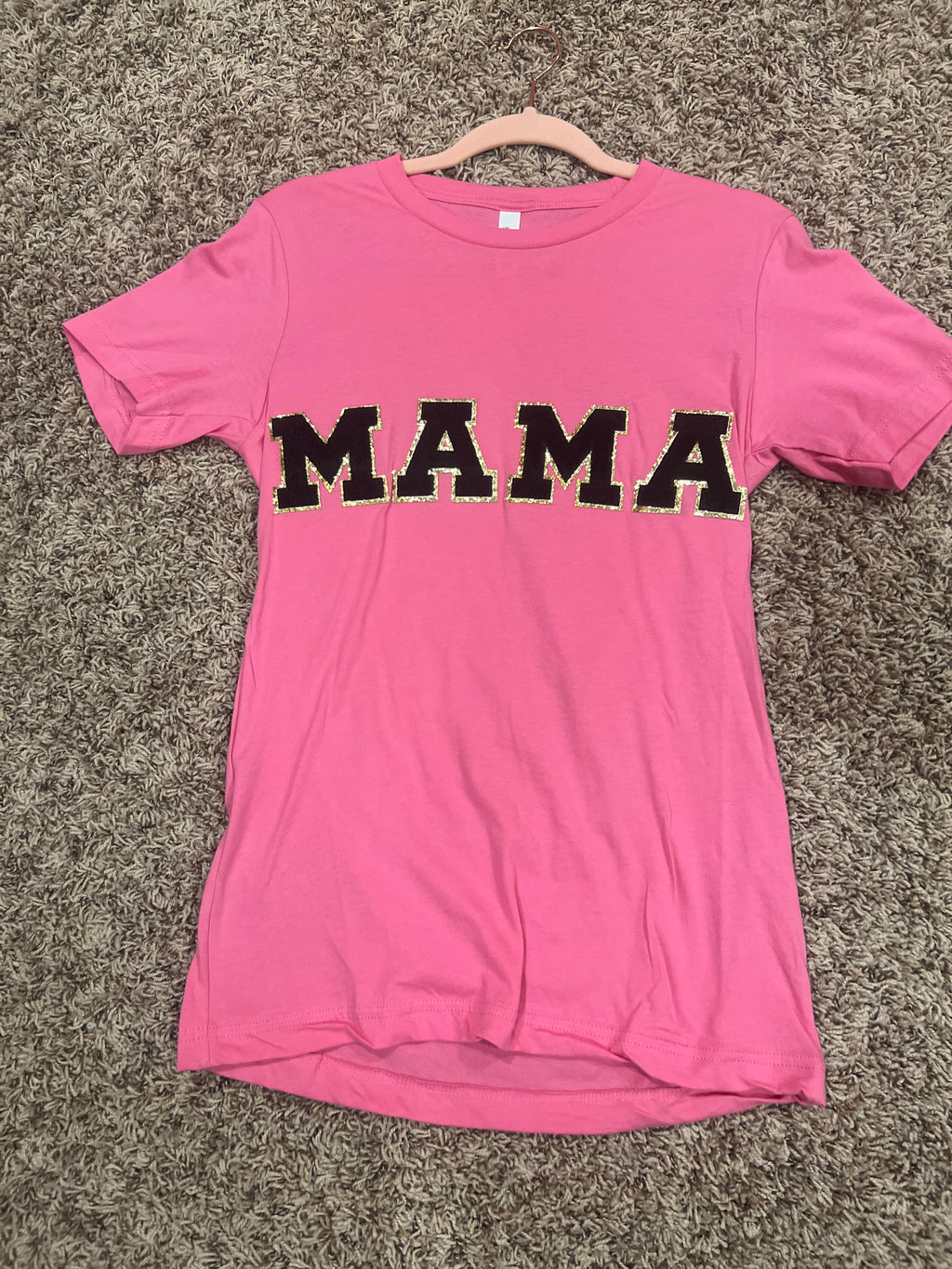 Mama patch pink tee